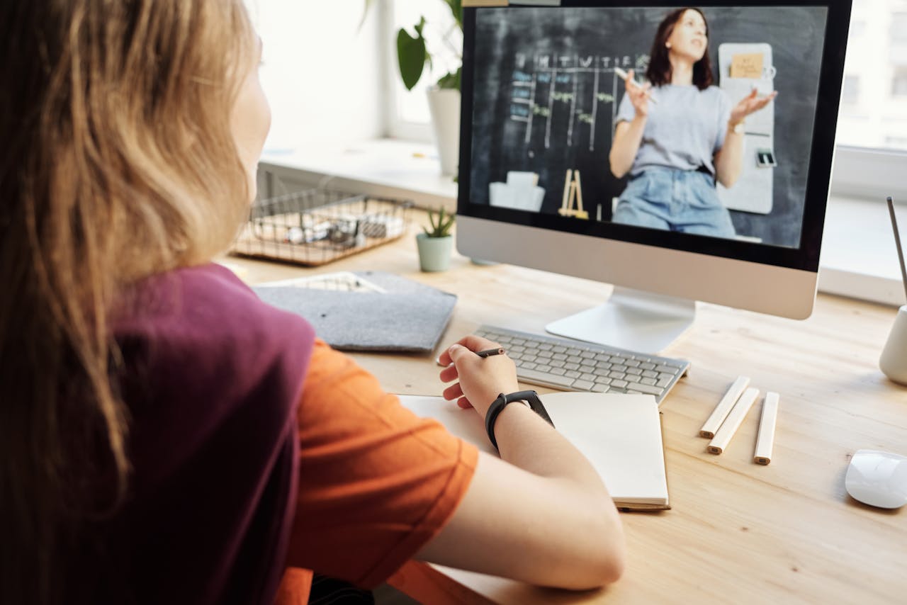 Unlocking the Power of Online Learning: Strategies for Success