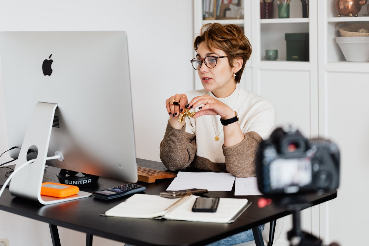 The Top 5 Emerging Trends in Online Education for 2025
